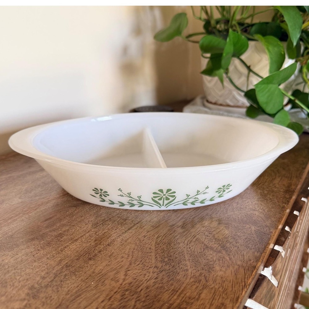 Vintage Unmarked Glasbake Green‎ Daisy Divided Milk Glass Casserole Dish 70s